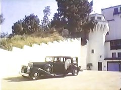 Busty брюнетка дава хубава свирка и шибана