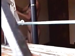 обслужвани от две горещи зрели курви