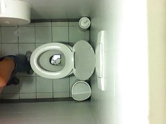 MILF Кели играе с нея найлонов чорапогащник