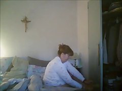 секси milf ивици на разстояние си Чаршафи електрически и мастурбира