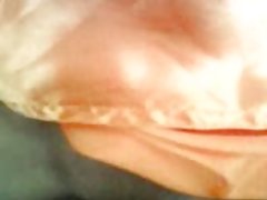 старата жена прецака от момче!