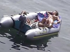 exxxtrasmall млади дребничка Клои храня гадно чука Биг Дик