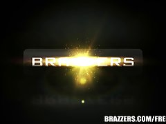 Биг мама наистина получава мокри и диви