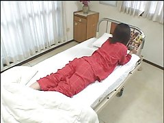 блондинка milf с големи цици гълта сперма