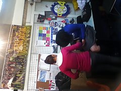 Горещи маце с големи цици мастурбира в фитнес